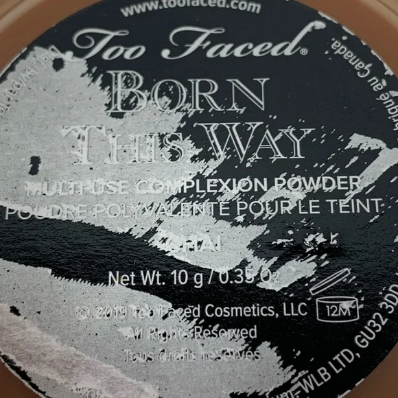 Too Faced Born This Way Powder Foundation Chai - Picture 3 of 3